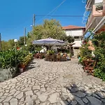 Nontas 27 *